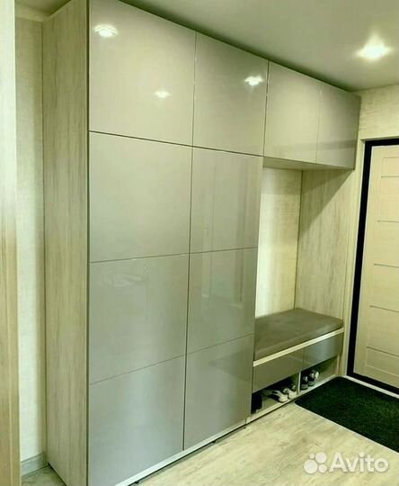 Шкаф в прихожую от производителя