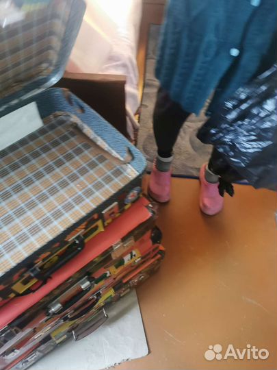 Старые чемоданы