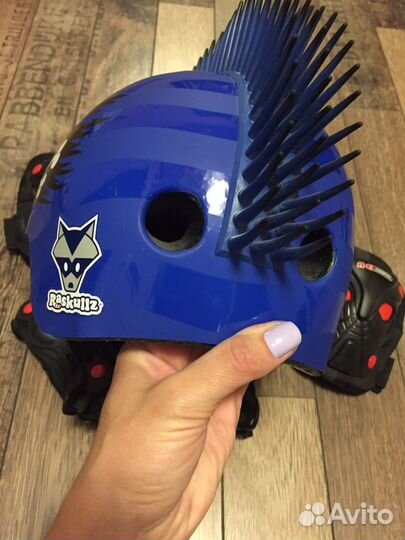 Защитный шлем