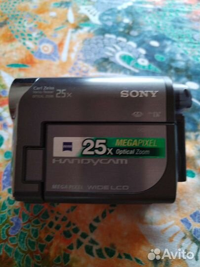 Видеокамера Sony DCR-HC48E