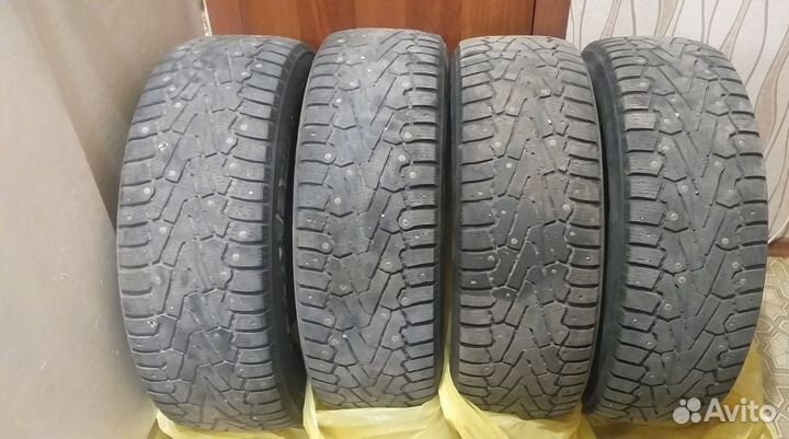 Pirelli Ice Zero 225/65 R17