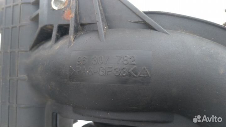 Коллектор впускной Chevrolet Epica седан 2.0 2009