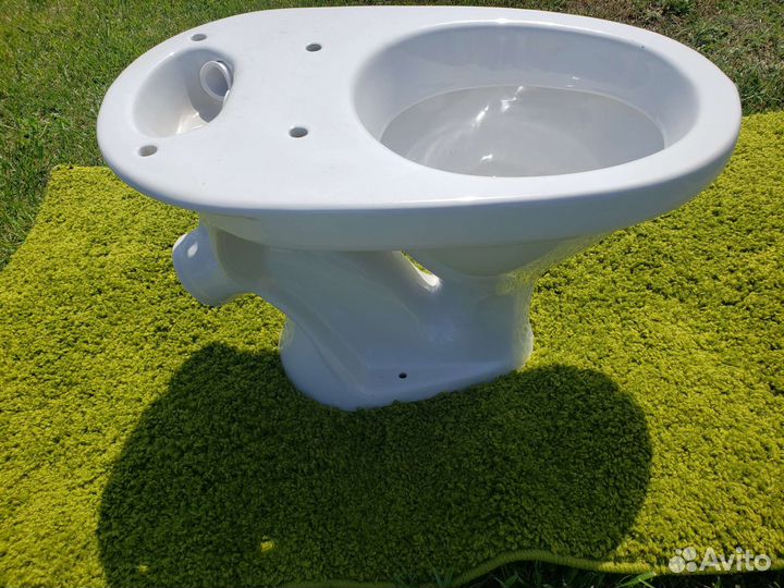 Унитаз новый