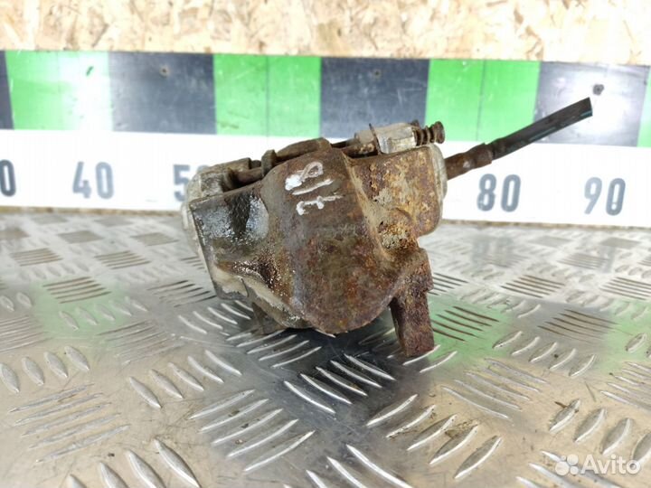 Суппорт передний левый Vaz 2105