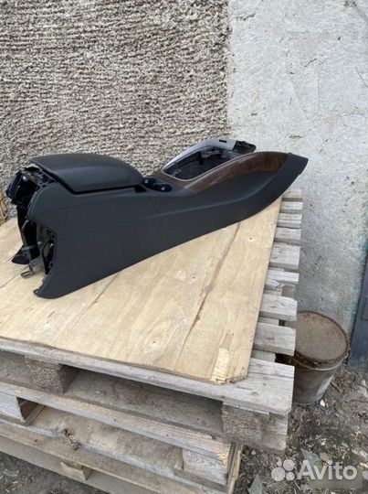 Центральный тоннель подлокотник Audi Q5 I CDN