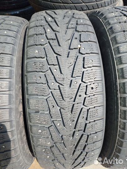 Nokian Tyres Hakkapeliitta 7 235/65 R17