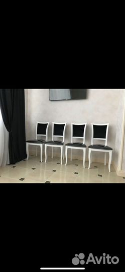 Кухонный стол