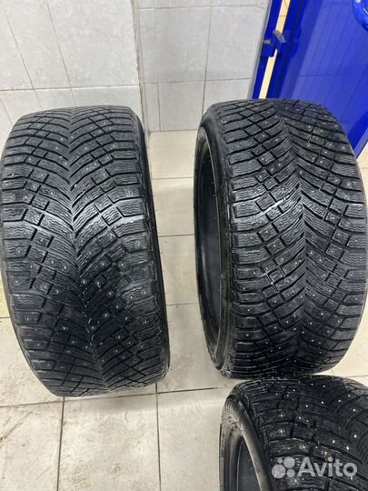 Michelin X-Ice North 4 SUV 275/45 R21 и 315/40 R21 111