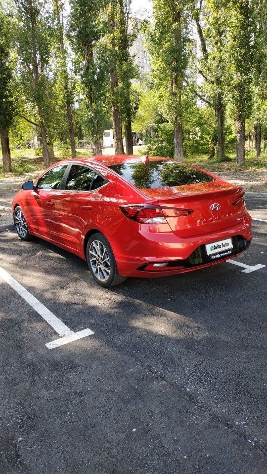 Hyundai Elantra: фото владельца