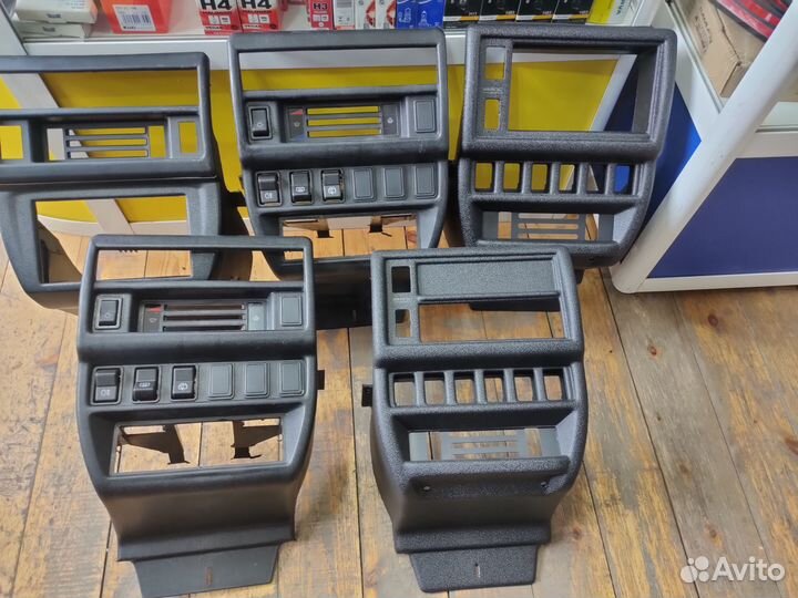 Накладная консоль niva