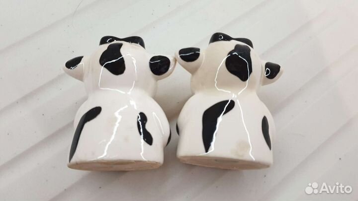 Солонка и перечница коровки