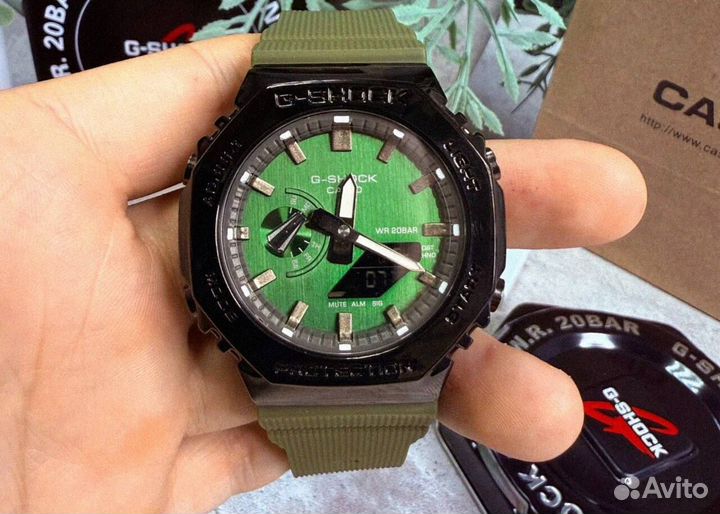 Часы Casio G-Shock GM-2100