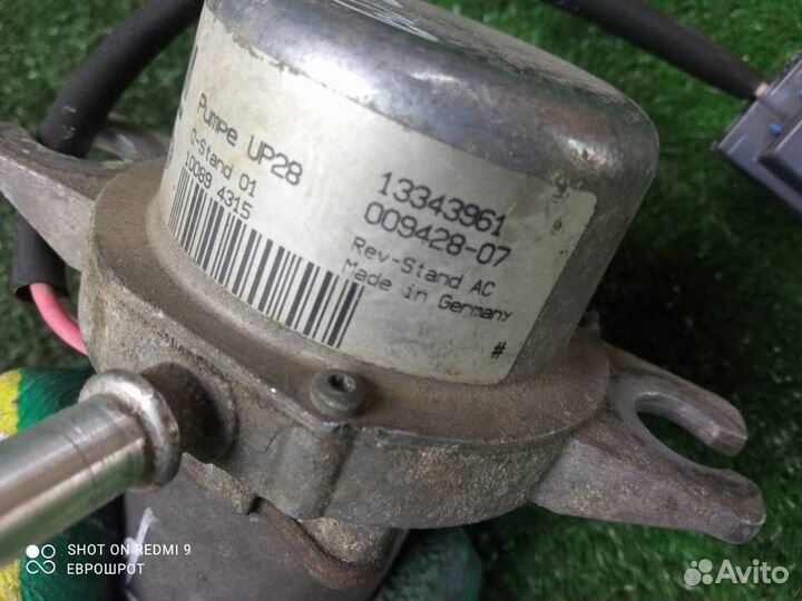 Насос вакуумный Opel Astra J (2010-2016)