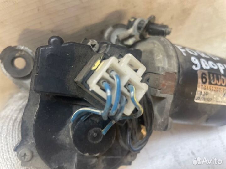 Моторчик дворников передний Ford Ranger 2011