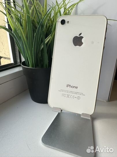 iPhone 4S, 8 ГБ