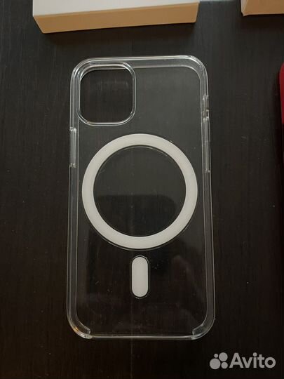 Оригинальные чехлы Apple iPhone