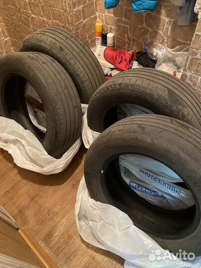 Goodyear Eagle F1 AT 235/60 R18