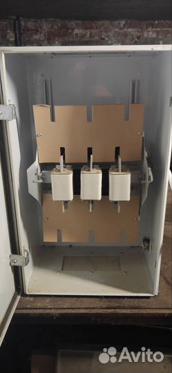 Ящик силовой ябпву-250 250А с предохранителями