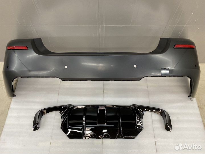 Задний бампер М лук BMW F10 + диффузор м5 лед