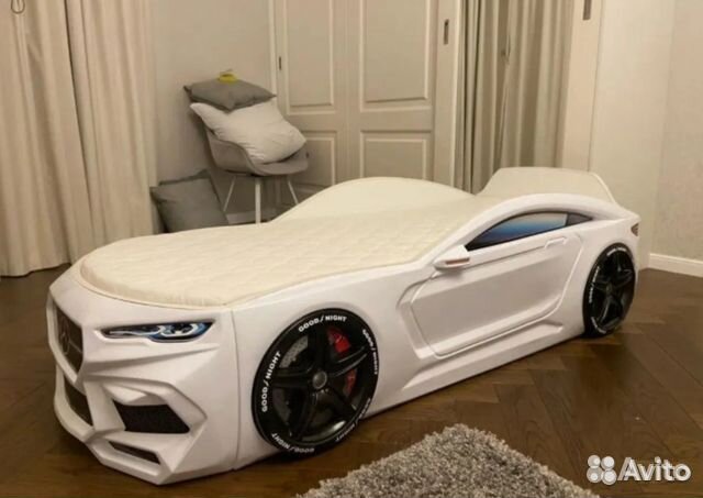 Кровать машинка