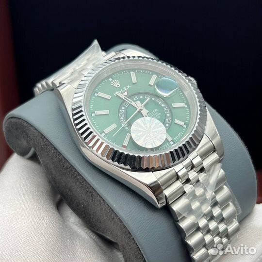 Часы Rolex Sky Dweller