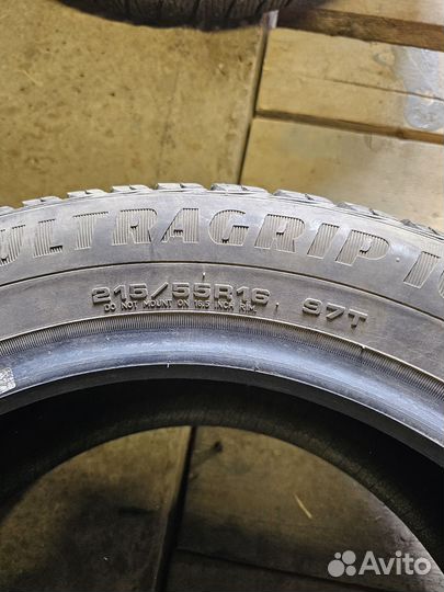 Goodyear UltraGrip Ice 2 215/55 R16 97T