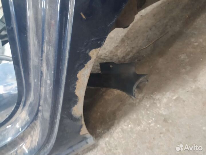 Заднее левое крыло Volkswagen Polo седан