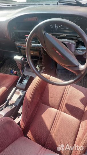 Toyota Corolla, 1990