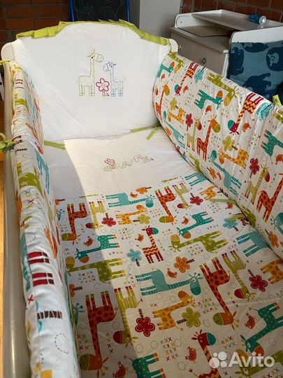 Бортики в детскую кроватку одеяло подушка