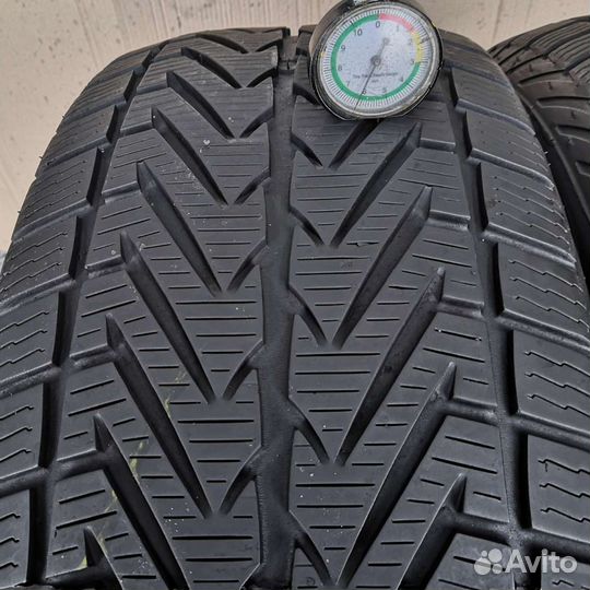Vredestein Wintrac 4 Xtreme 255/50 R19