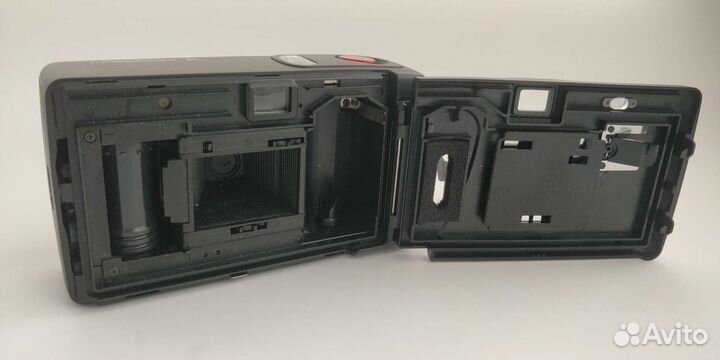 Плёночные фотоаппараты Minolta и Olympus