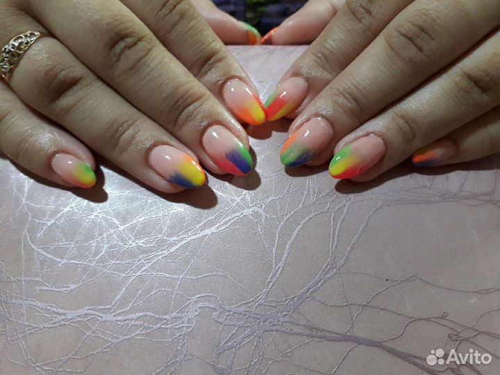 Наращивание ногтей