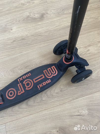 Самокат Maxi Micro Черный