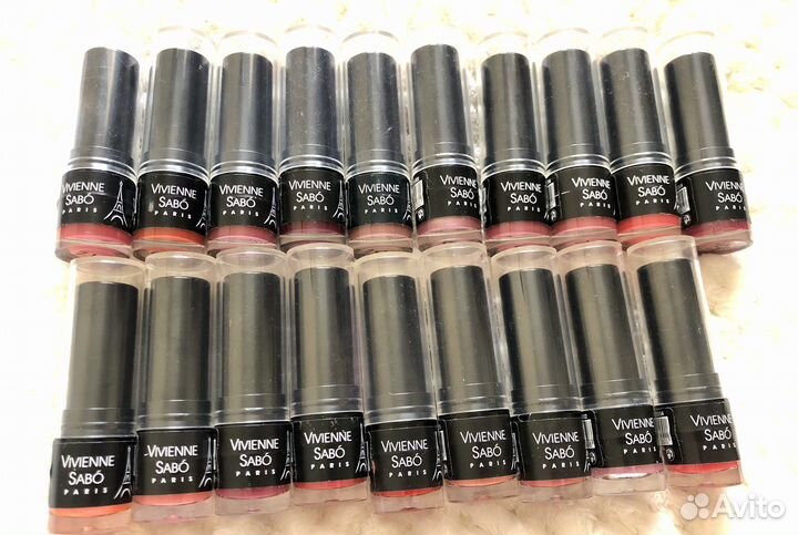 Блески для губ и помады (Vivienne Sabo и др.)