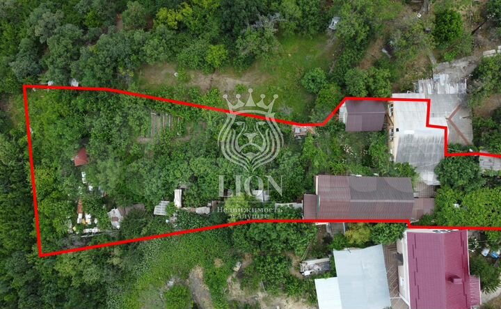 Дом 300,8 м² на участке 13 сот.