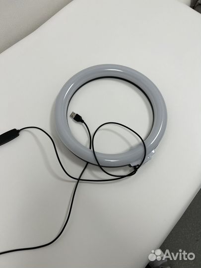 Кольцевая лампа 26 см