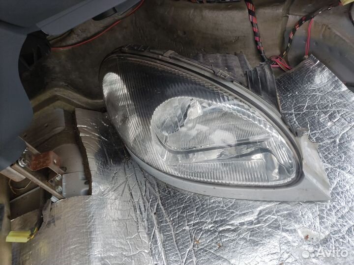 Правая фара lanos