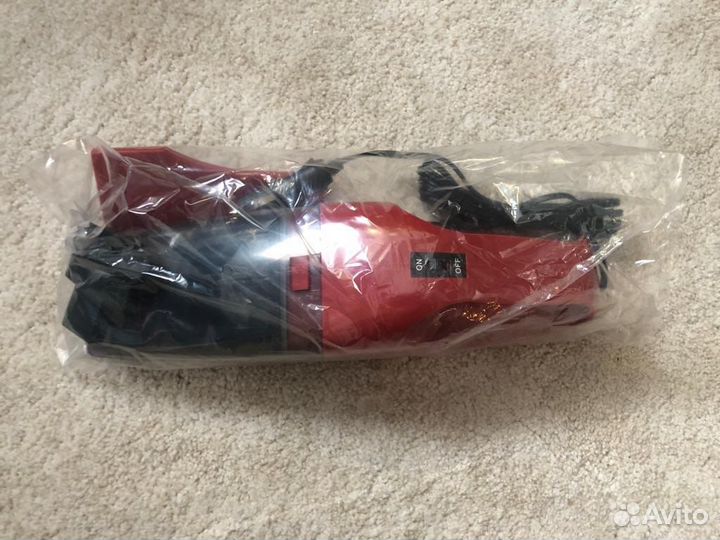 Автомобильный пылесос