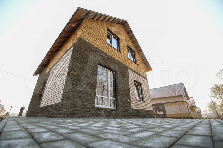 Дом 95,7 м² на участке 6 сот.