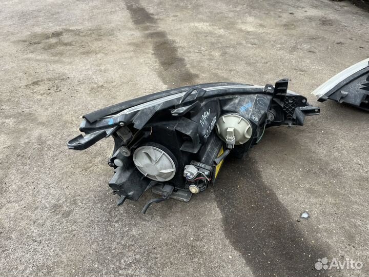 Фары ксенон Грандис оригинал