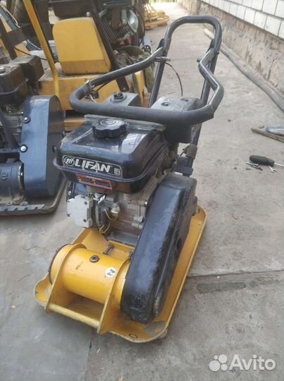 Виброплита трамбовка аренда