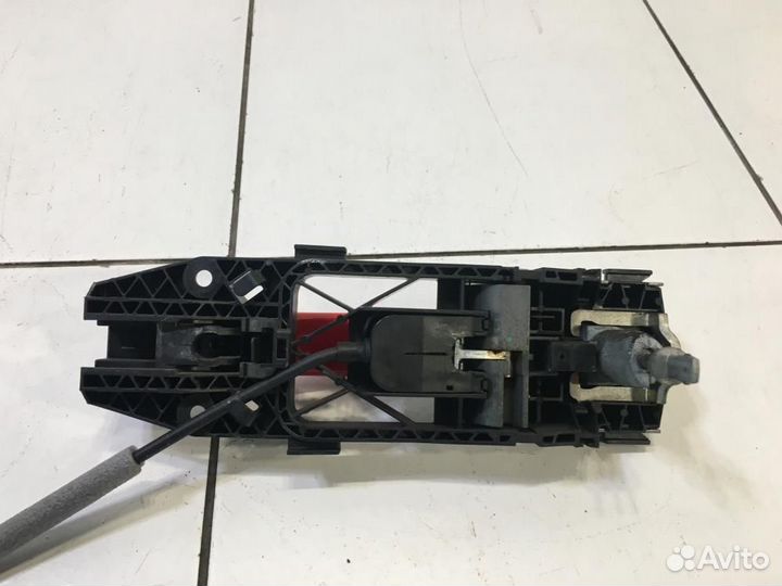 Ручка двери передней наружная правая Volkswagen Po