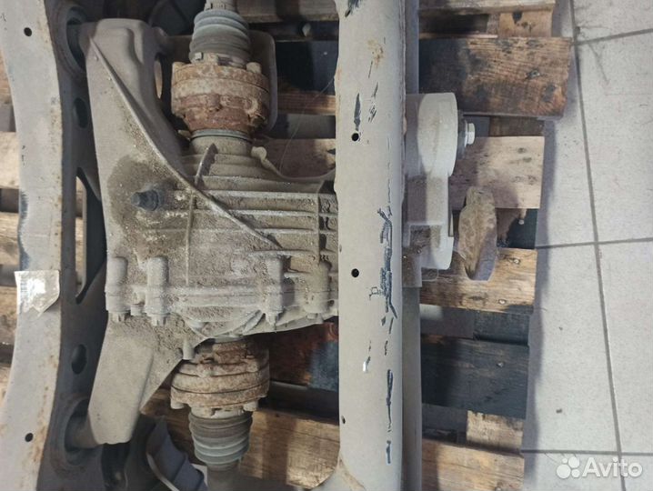 Редуктор Audi q7 4m задний