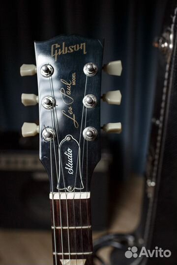 Электрогитара Gibson les paul studio