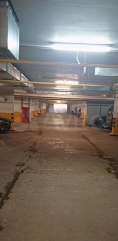 Машиноместо, 10 м²