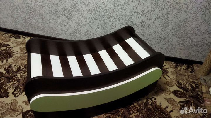 Кресло качалка для ребенка