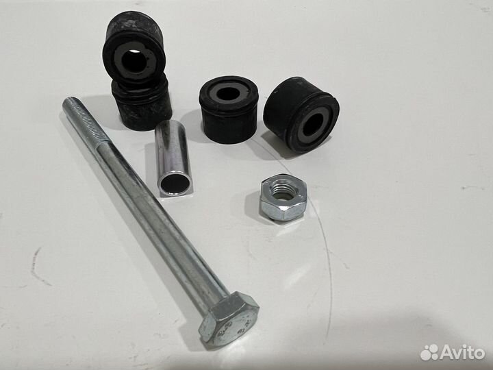 Стойка стабилизатора переднего mitsubishi