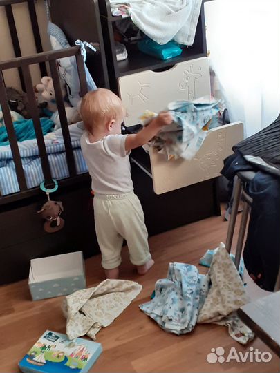 Детская кроватка трансформер с маятником