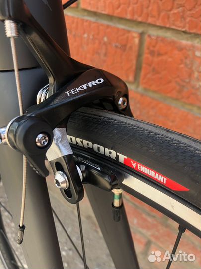 Шоссейный велосипед Specialized Allez 2022