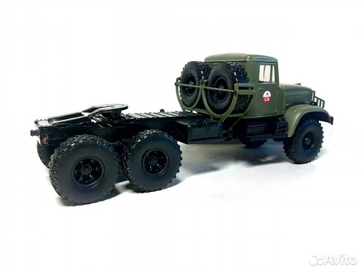 Тягачи Краз 1к43